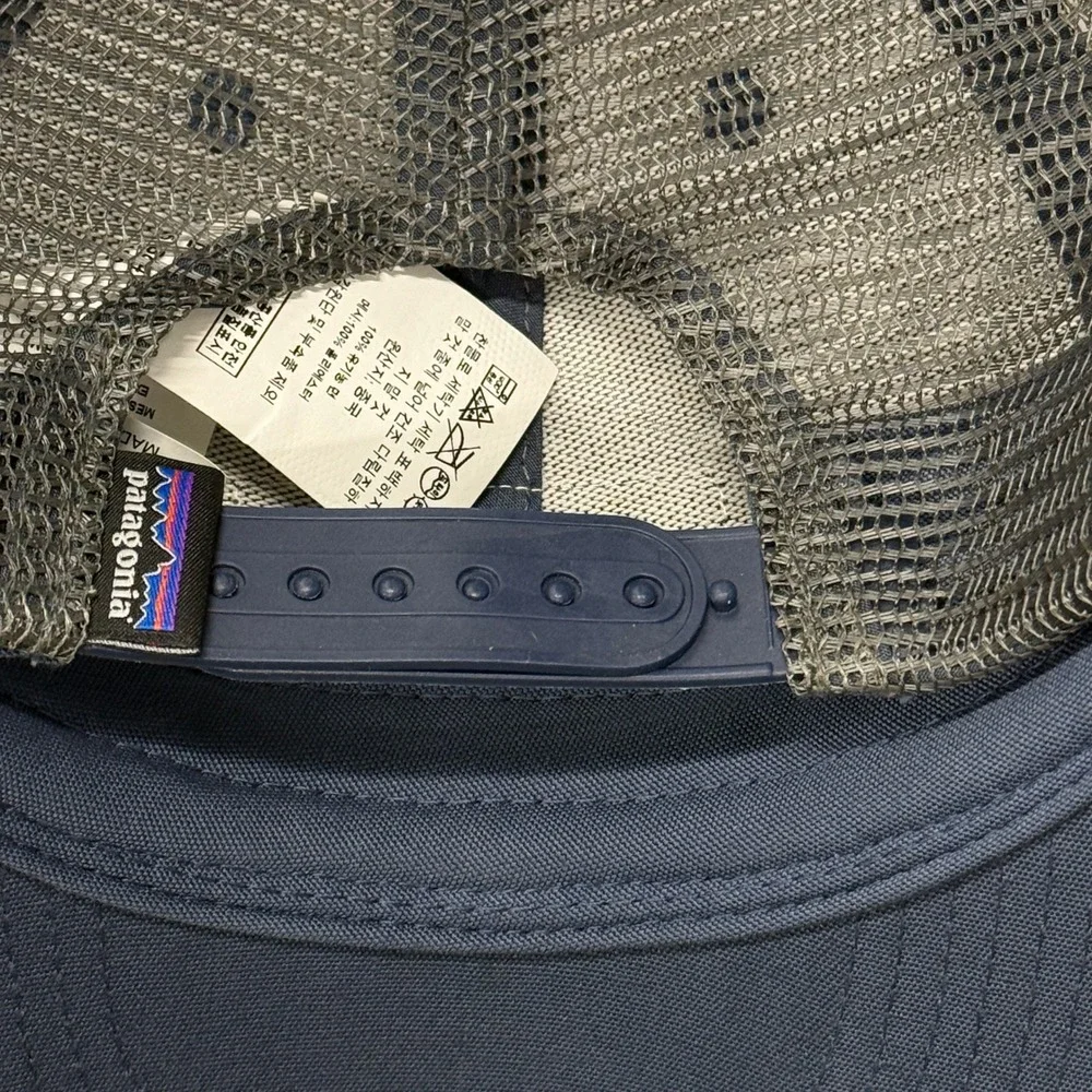 Patagonia P-6 Logo LoPro Trucker Hat Mens Dolomite Blue Mesh Snapback 38182 SP19